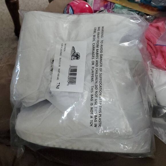 NEW WITH TAGS MIA GIRLS/WOMENS SLIPPER BOOTS - Picture 4 of 5